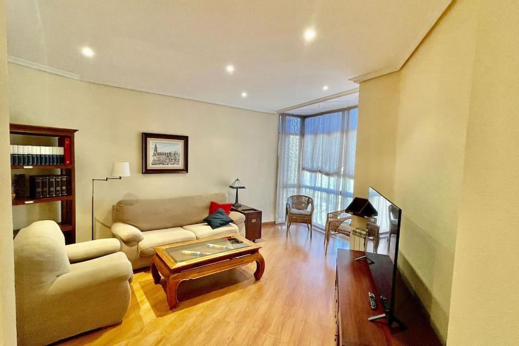 Amplio Piso En Centro Historico. Apartment โตเลโด ภายนอก รูปภาพ